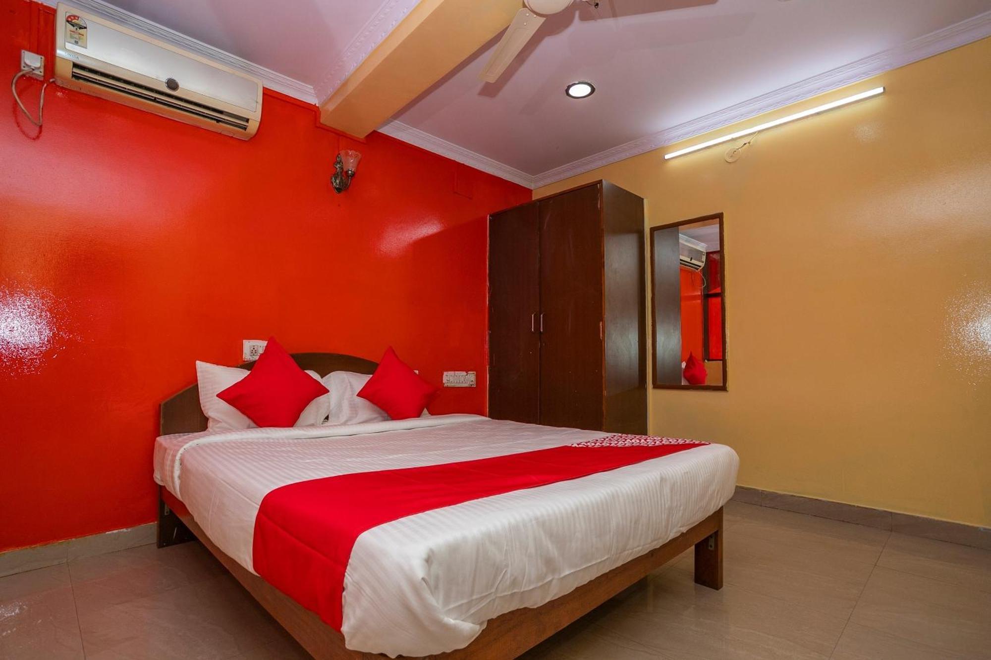 Hotel O Royal Inn Near Iskcon Temple Bangalore Exteriör bild