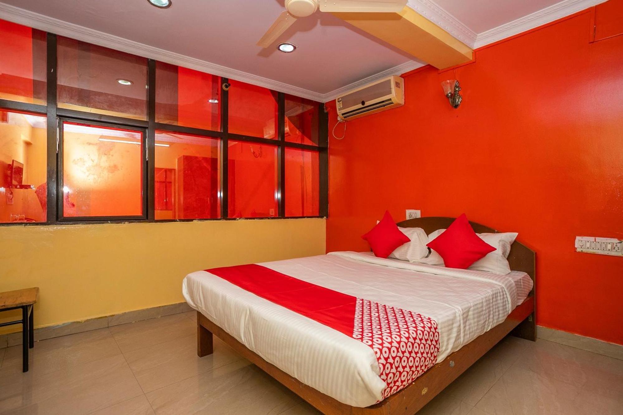 Hotel O Royal Inn Near Iskcon Temple Bangalore Exteriör bild