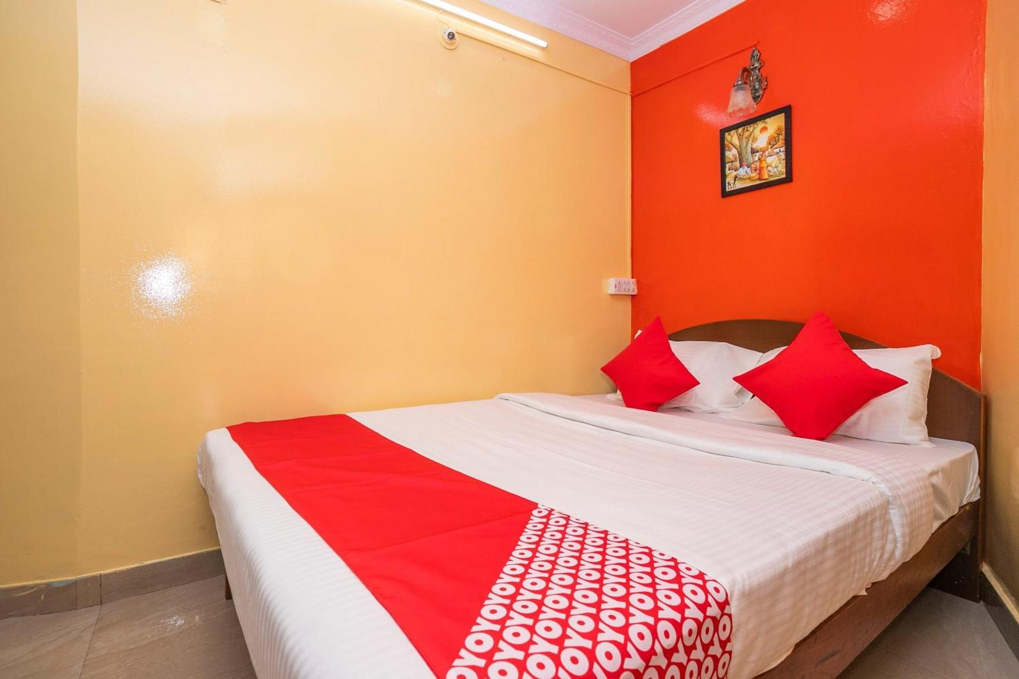 Hotel O Royal Inn Near Iskcon Temple Bangalore Exteriör bild